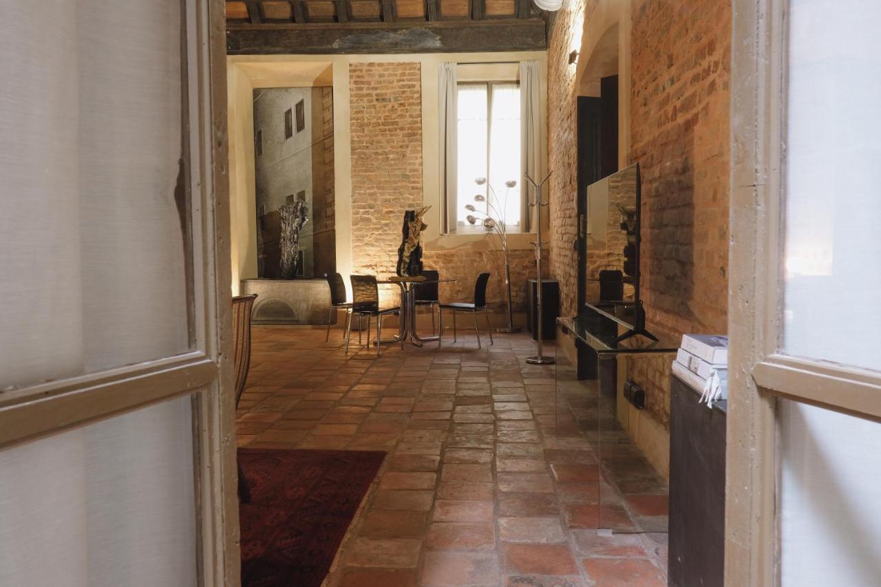 Foresteria Palazzo Guazzoni Zaccaria Cremona Exteriér fotografie
