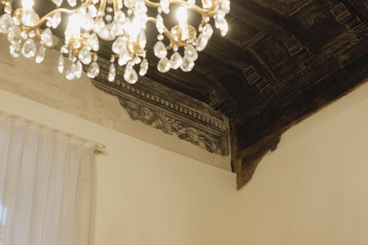 Foresteria Palazzo Guazzoni Zaccaria Cremona Exteriér fotografie